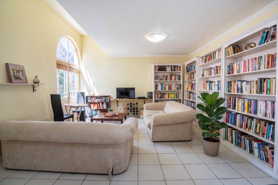 5 Bedroom Property for Sale in Franschhoek Western Cape